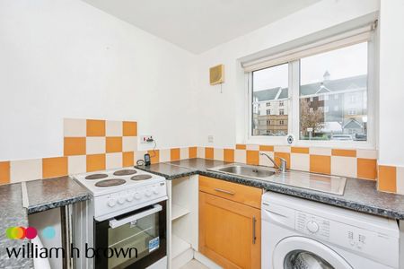 Lewes Close, Essex, Grays - Photo 4