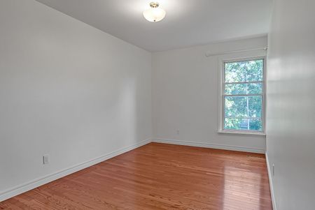 For Lease - 1387 Royal York Road Unit# 7, Toronto, Ontario - Photo 5