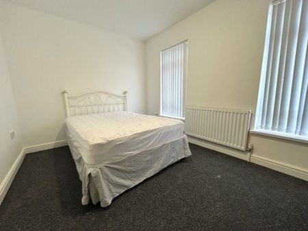 12 Melrose Street, Belfast BT9 7DN - Photo 3