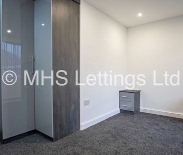 2 Bedroom Ground Floor Flat for rent in Primley Park Road - Photo 6