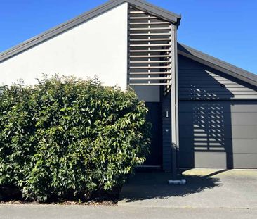 Large three bedroom home Wigram - Photo 5