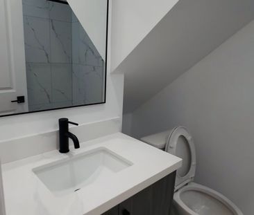 For Lease - 144 Denison Avenue, Toronto, Ontario - Photo 5