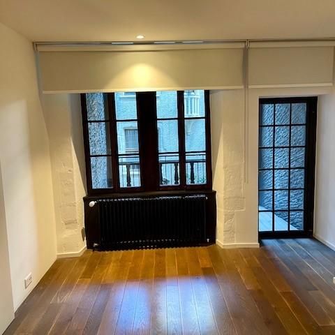 Appartement traversant de 3 pièces, 70m2 environ, au 1er étage avec balcon. - Foto 1