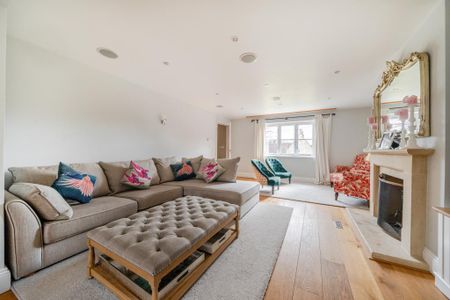 5 bedroom detached house to rent - Photo 5