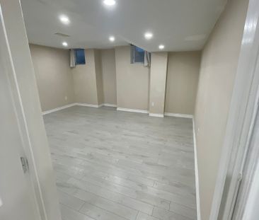 For Lease - 96 Yardley Crescent, Brampton, Ontario - Photo 3