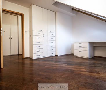 Apartment for rent, 2+kk - 1 bedroom, 54m - Photo 2