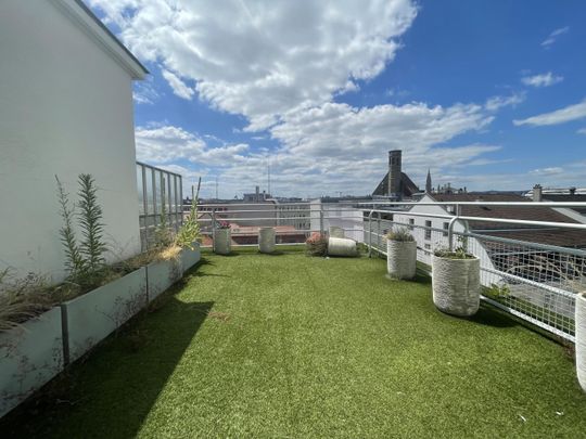 TERRASSE mit Blick über die City im 8. OG!!! HOCHHAUS HERRENGASSE!!!! - Photo 1