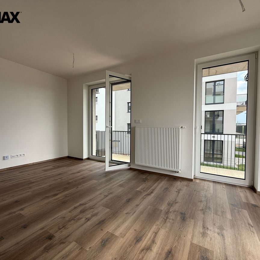 Pronájem bytu 2+kk v osobním vlastnictví 52 m², Dobřany - Photo 1