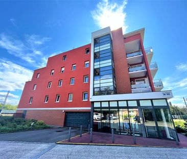 Location Appartement 2 pièces 49m² LE GRAND QUEVILLY 76120 - Photo 4