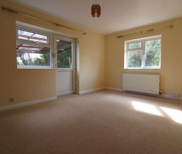 3 bedroom bungalow to rent - Photo 4