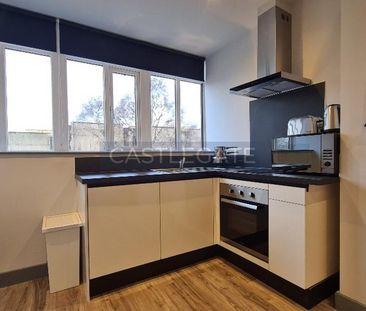 Studio to rent - Photo 6