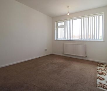 3 bedroom property to rent - Photo 2