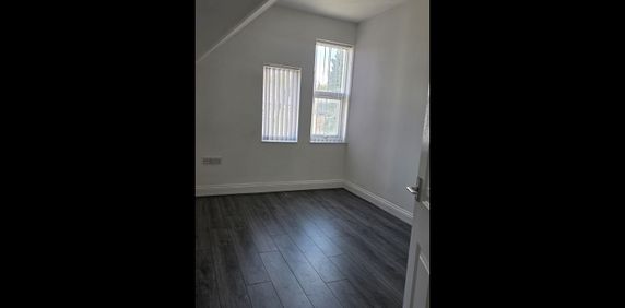 1 Bed Flat, Boldmere Road, B73 - Photo 2