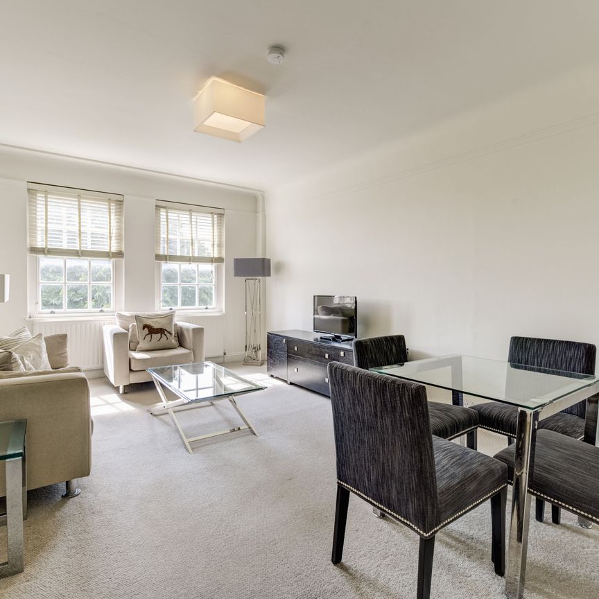 Fulham Road, South Kensington, SW3 6SH, London - Photo 1