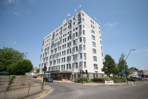 Price £1,600 pcm - Let - Photo 1