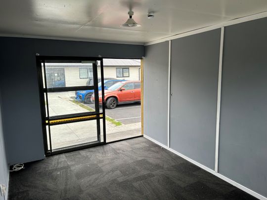 Rooms Available at Weymouth Boarding House - Photo 1