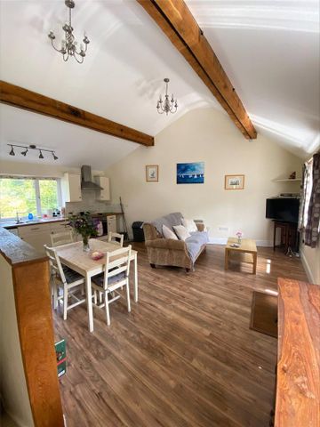 2 bedroom detached house to rent - Photo 3