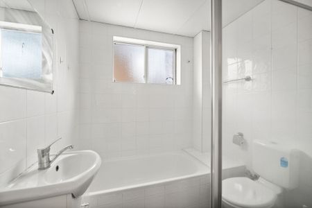 Freshly Updated Two-Bedroom Apartment in a Convenient Location - Photo 4