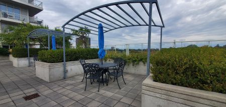 For Lease - 3865 Lake Shore Boulevard Unit# 408, Toronto, Ontario - Photo 4