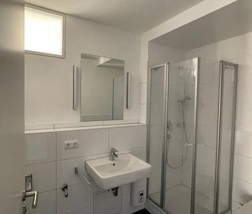 ÜBER DEN DÄCHEN VON FRANKFURT - SKY-APPARTEMENT - Photo 5