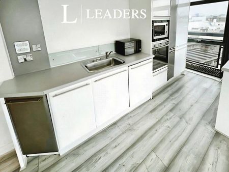 1 bedroom flat to rent - Photo 3