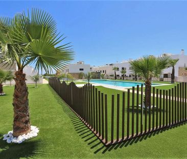 3 room luxury Flat for rent in Pilar de la Horadada, Valencia - Photo 1