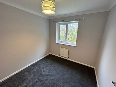 Lansdowne Close, Batley - Photo 4