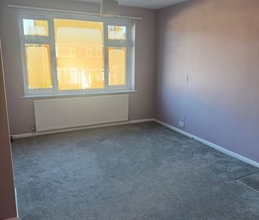 Room in a Shared House, Egdon Drive, LU2 - Photo 2