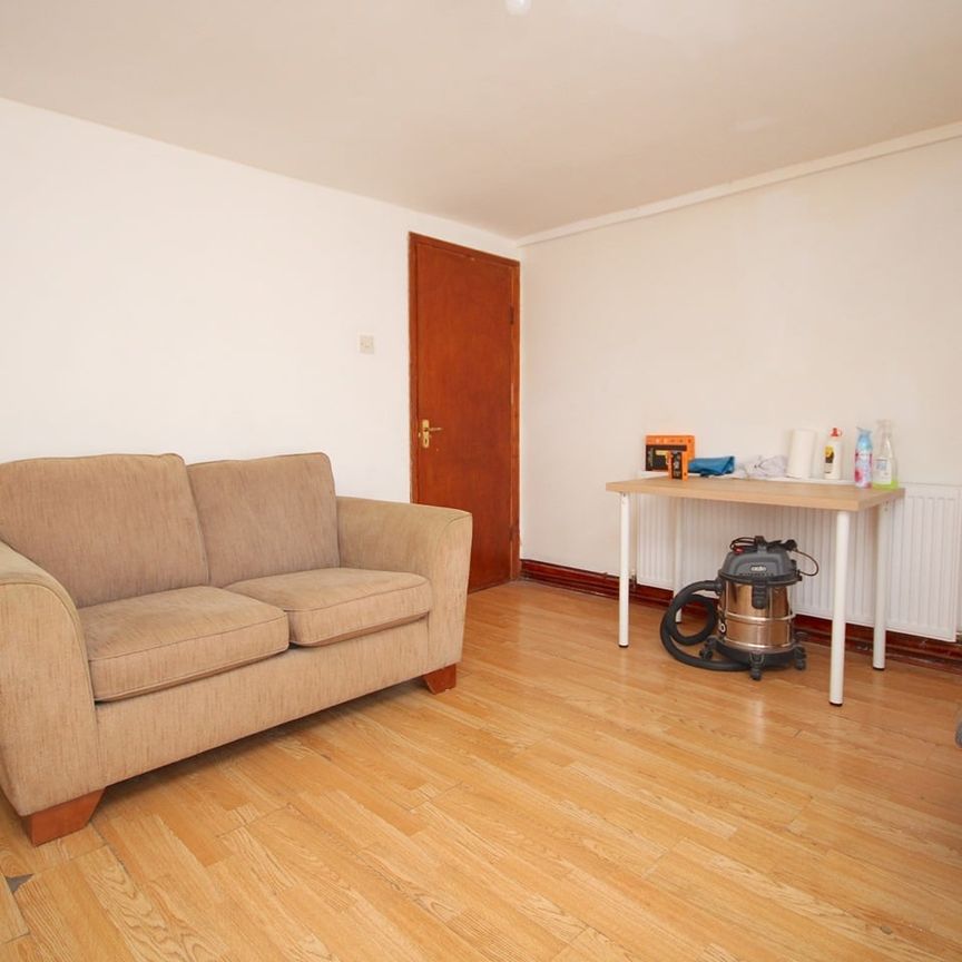 1 Bed Flat, Arlington Road, NW1 - Photo 1