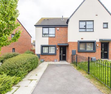 2 bedroom Semi-detached house to rent - Photo 1