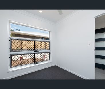 53 Geoff Wolter Drive, Molendinar, Qld 4214 - Photo 1