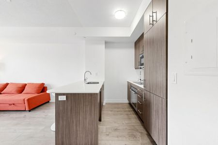 For Lease - 297 College Street Unit# 910, Toronto, Ontario - Photo 3