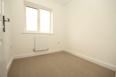 Garden Village, Chester, CH4 - Photo 3