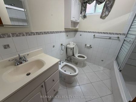 For Lease - 71 Hickorynut Drive Unit# Lower, Toronto, Ontario - Photo 5