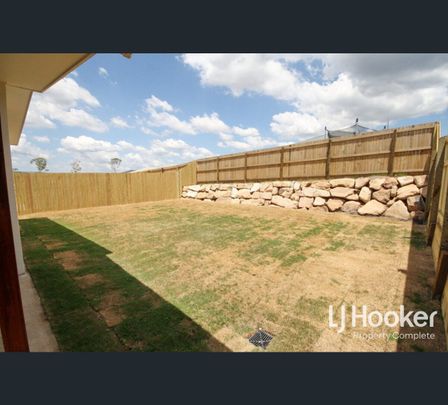 62 Skyblue Circuit, Yarrabilba, Qld 4207 - Photo 1
