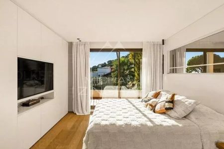 Appartement duplex rénové au centre du village - Photo 5