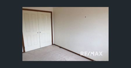 Two Bedroom Terrace - SIX MONTH LEASE ONLY - Photo 4