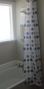 Private unit. Great location. - Photo 4