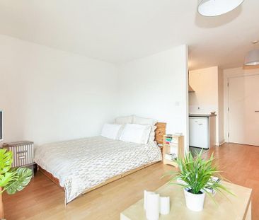 Studio to rent - Photo 3