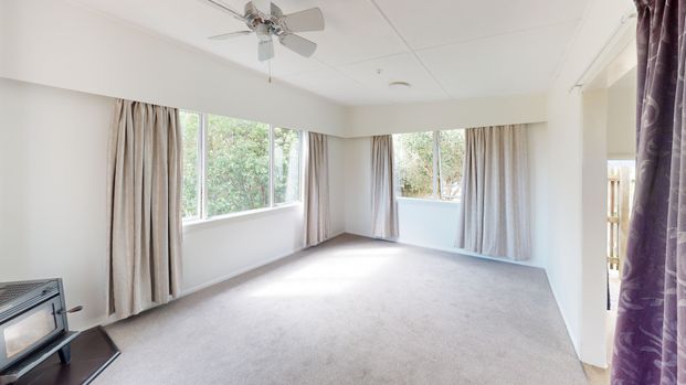 Raumati South - 1 Bedroom - Photo 1