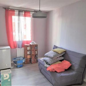 Appartement à louer 4 pièces 74.1m² - Photo 2