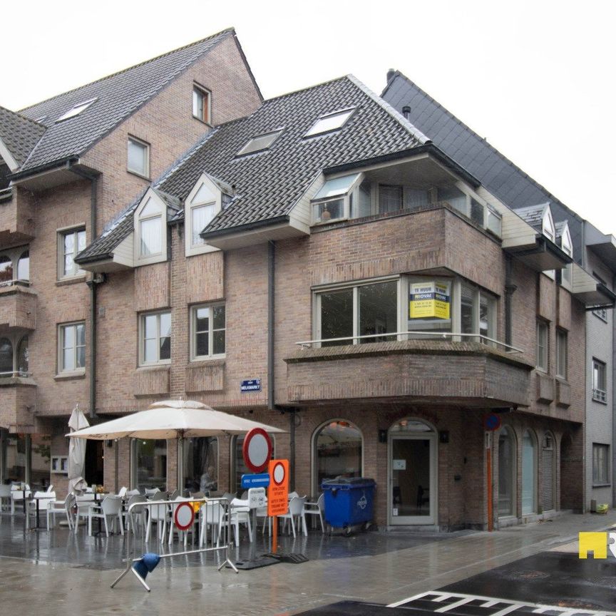 Bij het centrum gelegen afgewerkt appartement met zicht op de heraangelegde Melkmarkt - Foto 1