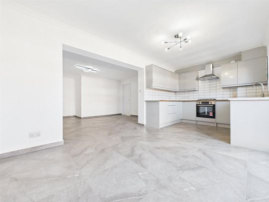 5 bedroom terraced house to rent - Photo 1