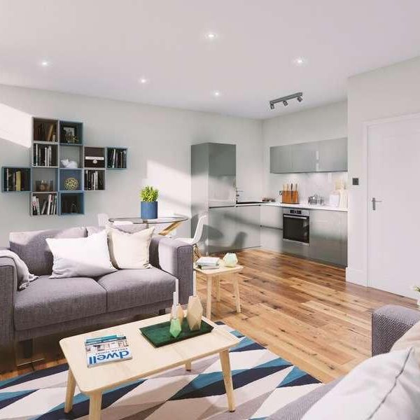 Oakley Road, Chinnor, Oxfordshire, OX39 - Photo 1