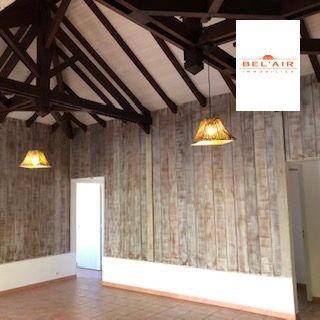 Location Maison 5 pièces 109m² LE FRANCOIS 97240 - Photo 1