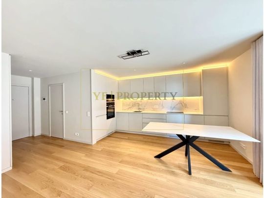 2 room luxury Apartment for rent in Vila Nova de Gaia, Portugal - Photo 1