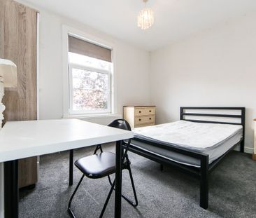 Welton Place, Hyde Park, Leeds - Photo 5