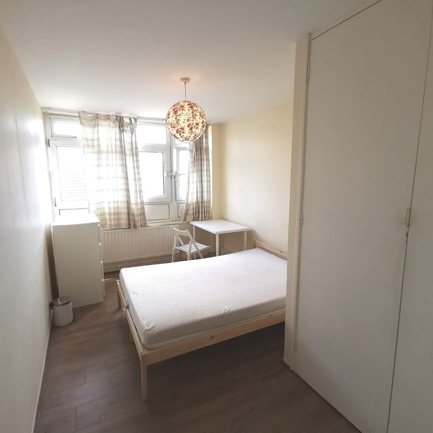 Room in a Shared Flat, Halyard House, E14 - Photo 1