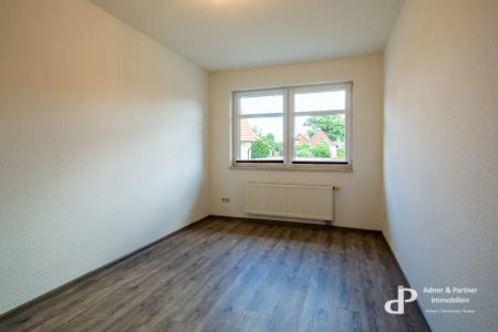 **RENOVIERTE BALKONWOHNUNG MIT EINBAUKÜCHE UND PKW-STELLPLATZ IN BRAUNSCHWEIG MASCHERODE** - Foto 5