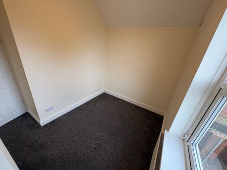 Cooke Street, Doncaster, Bentley - Photo 2